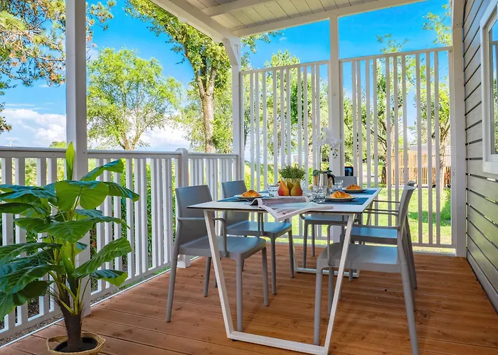 Aparthotel Hotiday 3*